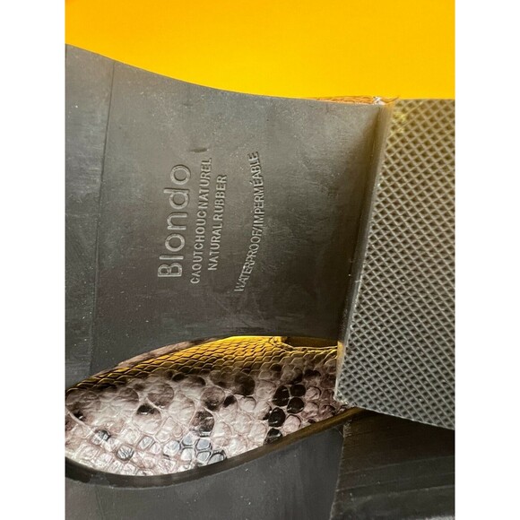 Blondo Emelia Chelsea Booties Womens 5.5 M Waterproof Brown Snake Leather NWB - Picture 9 of 12
